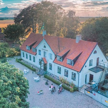 Hammenhoegs Gaestgivaregard エクステリア 写真
